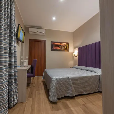 Porta Susa Holiday home Turin